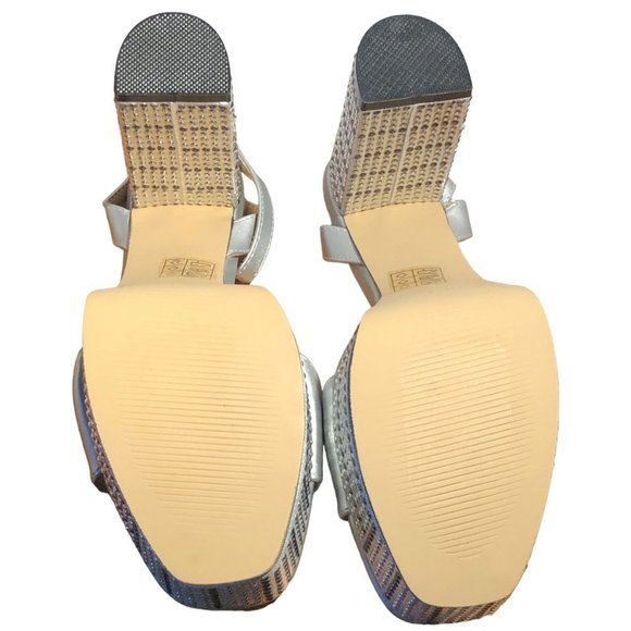 Nwt - Nicole Miller - Selmat Silver Multi Platform Block Heel Sandals - Size 8.5 - Picture 7 of 11
